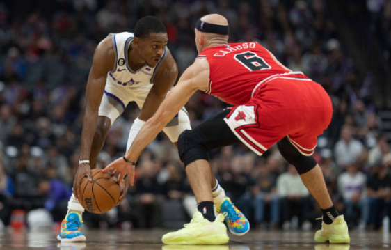 蒙克20+5国王110-101擒公牛3连胜 小萨三双拉文空砍41+8 蒙克20+5国王110-101擒公牛3连胜 小萨三双拉文空砍41+8