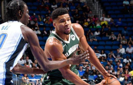 NBA-雄鹿109-102险遭魔术逆转 字母哥34+13+5班切罗空砍准三双 NBA-雄鹿109-102险遭魔术逆转 字母哥34+13+5班切罗空砍准三双