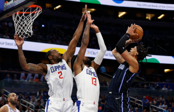 NBA-魔术116-111逆转快船结束9连败 班切罗23+5罚球杀死比赛 卡椒25分 NBA-魔术116-111逆转快船结束9连败 班切罗23+5罚球杀死比赛 卡椒25分