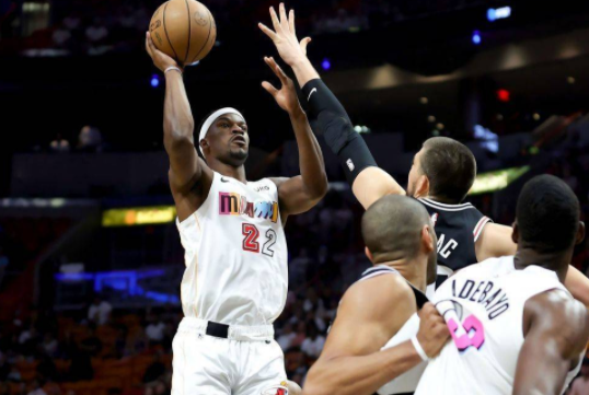 NBA-热火115-110胜快船 巴特勒26+8乔治空砍29分 阿德巴约31分 NBA-热火115-110胜快船 巴特勒26+8乔治空砍29分 阿德巴约31分