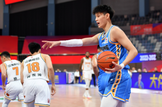 CBA-利夫31+15+10曾凡博16+6 北京加时113-108送宁波11连败 CBA-利夫31+15+10曾凡博16+6 北京加时113-108送宁波11连败