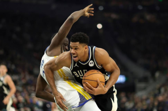 克莱三分里程悲库里低效20分 字母哥30+12雄鹿128-111轻取勇士 克莱三分里程悲库里低效20分 字母哥30+12雄鹿128-111轻取勇士