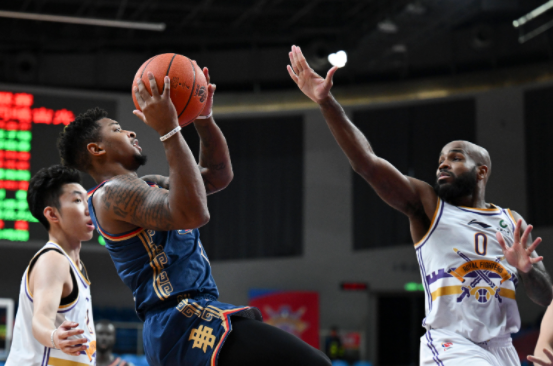 双外援合砍72分同曦140-103狂胜福建 陈林坚空砍26分 双外援合砍72分同曦140-103狂胜福建 陈林坚空砍26分