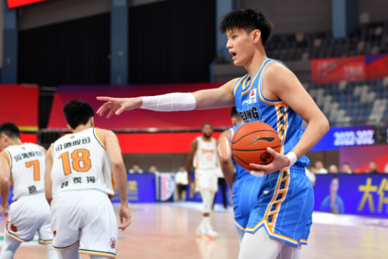 利夫16+8曾凡博16+5 6人得分上双北京107-90送天津9连败 利夫16+8曾凡博16+5 6人得分上双北京107-90送天津9连败