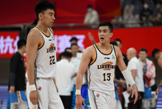 郭艾伦复出26+10张镇麟20+7 辽宁104-87三杀福建取3连胜 郭艾伦复出26+10张镇麟20+7 辽宁104-87三杀福建取3连胜