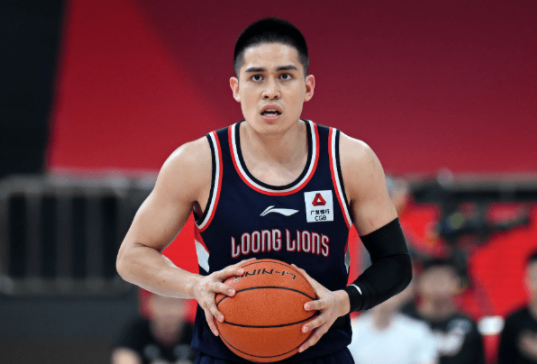 里斯23+16陈盈骏15+7 青岛88-86险胜广州结束4连败 里斯23+16陈盈骏15+7 青岛88-86险胜广州结束4连败