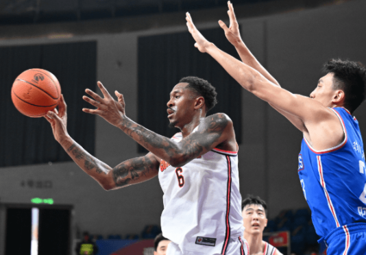 布鲁克斯30+7+7赖特34+16 浙江114-103终结广东13连胜 布鲁克斯30+7+7赖特34+16 浙江114-103终结广东13连胜