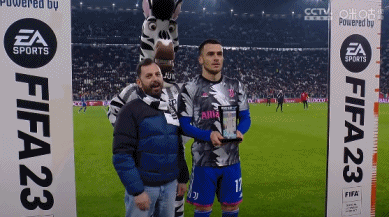 1673118891949978.gif 2.gif