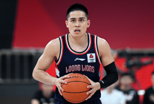 陈盈骏17分12助李炎哲18+5 广州105-84大胜宁波终结三连败 陈盈骏17分12助李炎哲18+5 广州105-84大胜宁波终结三连败