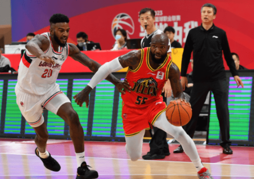 琼斯38分12板16助7断 亚当斯24+12+8吉林107-104险胜福建 琼斯38分12板16助7断 亚当斯24+12+8吉林107-104险胜福建