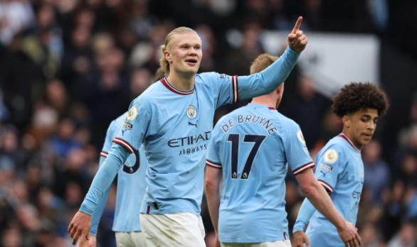 英超-曼城3-0狼队 哈兰德戴帽!狼队门将超级失误送空门大礼 英超-曼城3-0狼队 哈兰德戴帽!狼队门将超级失误送空门大礼