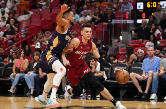 希罗26+8CJ仅13分 巴特勒18+4热火100-96逆转险胜鹈鹕 希罗26+8CJ仅13分 巴特勒18+4热火100-96逆转险胜鹈鹕