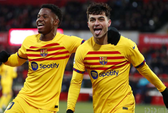 西甲-巴萨1-0赫罗纳6分领跑 佩德里百场里程碑建功登贝莱伤退 西甲-巴萨1-0赫罗纳6分领跑 佩德里百场里程碑建功登贝莱伤退