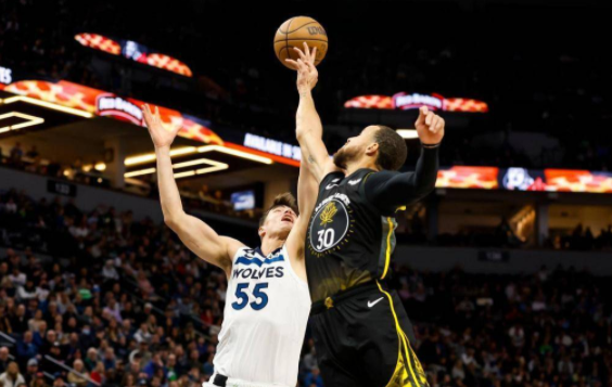 NBA-勇士加时114-119负森林狼 库里空砍29+10拉塞尔29分 NBA-勇士加时114-119负森林狼 库里空砍29+10拉塞尔29分