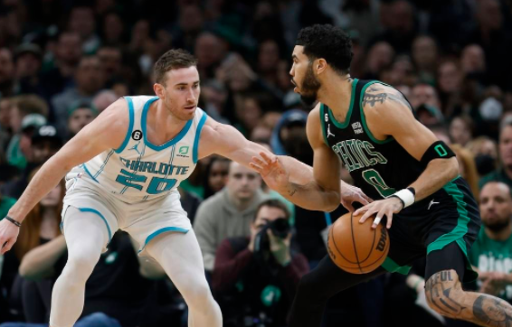 塔图姆41分怀特33+10 凯尔特人127-116轻取黄蜂获三连胜 塔图姆41分怀特33+10 凯尔特人127-116轻取黄蜂获三连胜