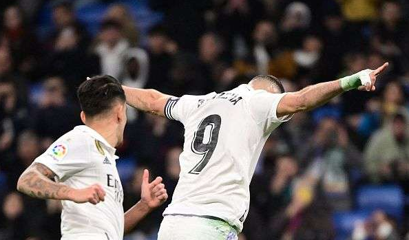 西甲-皇马4-0埃尔切 本泽马点射双响阿森西奥魔笛建功 西甲-皇马4-0埃尔切 本泽马点射双响阿森西奥魔笛建功