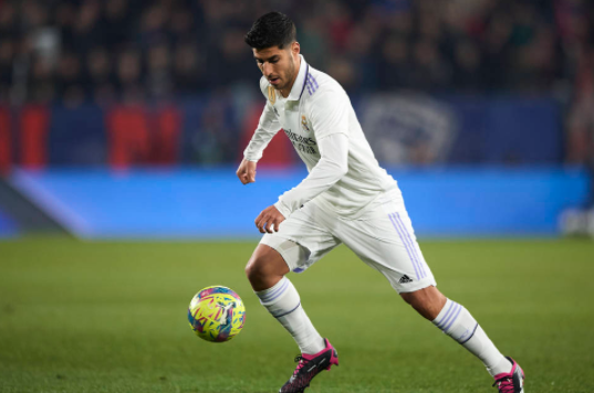 西甲-皇马2-0战胜奥萨苏纳 巴尔韦德&阿森西奥破门!维尼修斯献助攻 西甲-皇马2-0战胜奥萨苏纳 巴尔韦德&阿森西奥破门!维尼修斯献助攻