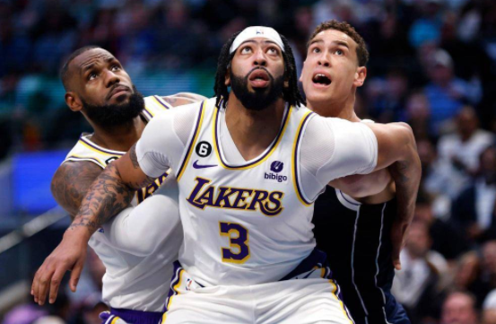 老詹26分浓眉30+15 东契奇26+9+5湖人111-108逆转独行侠 老詹26分浓眉30+15 东契奇26+9+5湖人111-108逆转独行侠