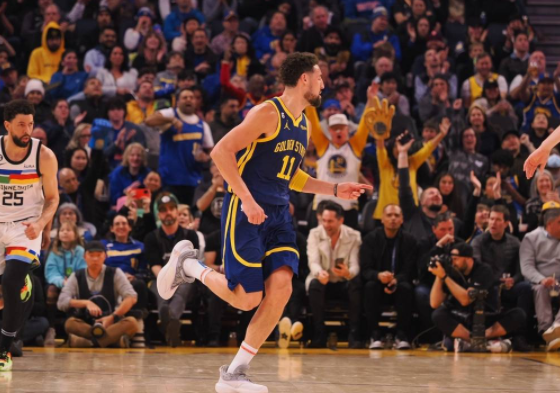 汤神32分勇士末节109-104逆转森林狼 3连发球失误险葬送胜局 汤神32分勇士末节109-104逆转森林狼 3连发球失误险葬送胜局