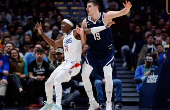 约基奇40+17+10小卡空砍33分 快船再战加时124-134憾负掘金 约基奇40+17+10小卡空砍33分 快船再战加时124-134憾负掘金