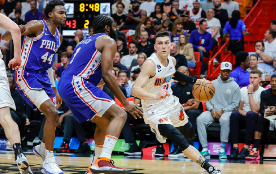 哈登23+7+5 恩比德缺阵 马克西27+7 76人119-96大胜热火 哈登23+7+5 恩比德缺阵 马克西27+7 76人119-96大胜热火