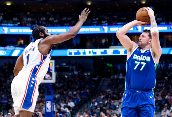 东欧轰82+18 哈登&恩比德&马克西合砍91分 独行侠133-126击退76人 东欧轰82+18 哈登&恩比德&马克西合砍91分 独行侠133-126击退76人