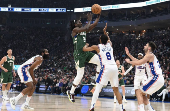 哈登38+9+10 恩比德31+6+10 字母哥34+13 76人133-130终结雄鹿16连胜 哈登38+9+10 恩比德31+6+10 字母哥34+13 76人133-130终结雄鹿16连胜