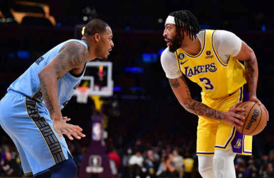 詹姆斯伤缺莫兰特禁赛 戴维斯负伤砍30+22湖人112-103力擒灰熊 詹姆斯伤缺莫兰特禁赛 戴维斯负伤砍30+22湖人112-103力擒灰熊