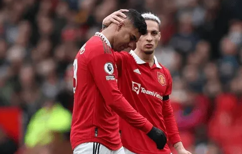 英超-十人曼联0-0南安普顿,B费中柱,德赫亚屡献神扑 英超-十人曼联0-0南安普顿,B费中柱,德赫亚屡献神扑