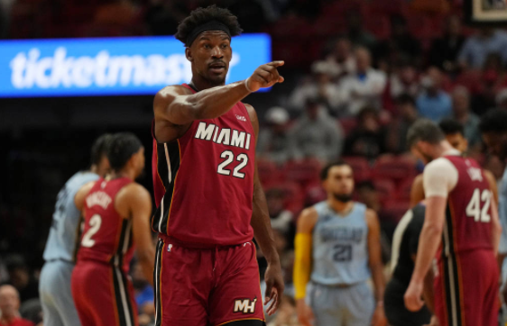 巴特勒23+8+6 阿德巴约26+8 杰克逊25+9 热火主场138-119轻取灰熊 巴特勒23+8+6 阿德巴约26+8 杰克逊25+9 热火主场138-119轻取灰熊