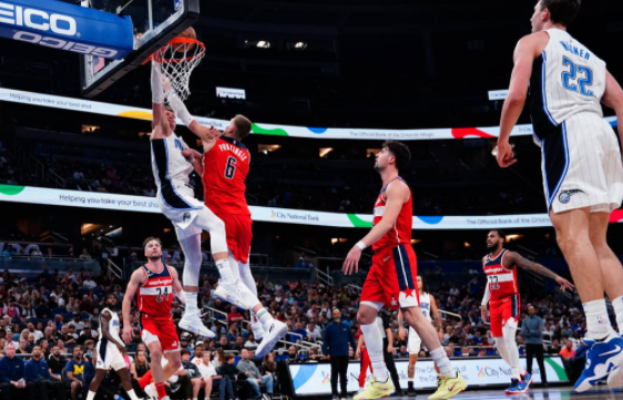 波神30分比尔16+7 魔术7人得分上双122-112轻取奇才 波神30分比尔16+7 魔术7人得分上双122-112轻取奇才