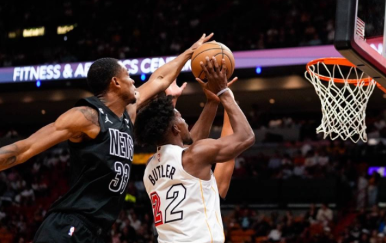 布里奇斯27+7斯特鲁斯空砍23+5 约翰逊23分篮网129-100逆转热火 布里奇斯27+7斯特鲁斯空砍23+5 约翰逊23分篮网129-100逆转热火