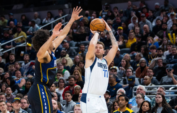 东契奇25+7+6 马瑟林26分 独行侠127-104轻取残阵步行者止4连败 东契奇25+7+6 马瑟林26分 独行侠127-104轻取残阵步行者止4连败