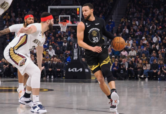 库里39+8+8 普尔21分 莺歌26+8+7 勇士120-109逆转鹈鹕 库里39+8+8 普尔21分 莺歌26+8+7 勇士120-109逆转鹈鹕