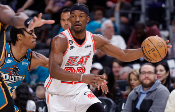 巴特勒27+8+8艾维30分难救主 热火客场118-105送活塞10连败 巴特勒27+8+8艾维30分难救主 热火客场118-105送活塞10连败