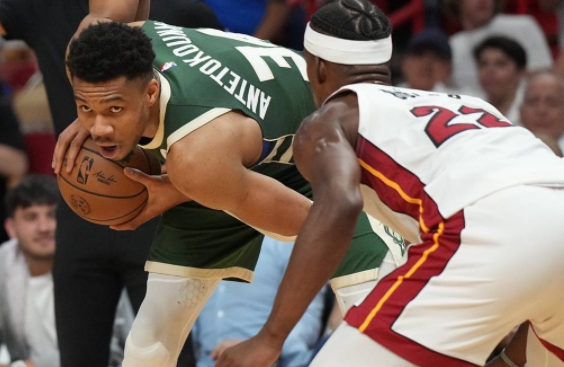 热火119-114逆转雄鹿夺赛点 巴特勒56+9 字母哥26+10+13 大洛36+11 热火119-114逆转雄鹿夺赛点 巴特勒56+9 字母哥26+10+13 大洛36+11