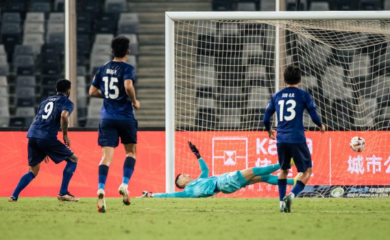 中超-洛卡迪亚点射制胜 沧州客场1-0深足迎赛季首胜 中超-洛卡迪亚点射制胜 沧州客场1-0深足迎赛季首胜