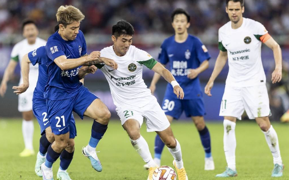 中超-武汉三镇0-0浙江 高迪进球被吹孙正傲失误险乌龙 中超-武汉三镇0-0浙江 高迪进球被吹孙正傲失误险乌龙