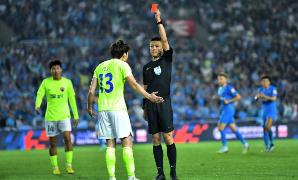 中超-莫雷拉托建功杨博宇扳平徐浩峰染红 南通1-1深足 中超-莫雷拉托建功杨博宇扳平徐浩峰染红 南通1-1深足