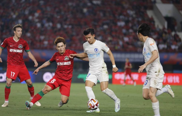 中超-河南1-0大连人取得赛季首胜 科维奇破门柯钊送助攻 中超-河南1-0大连人取得赛季首胜 科维奇破门柯钊送助攻