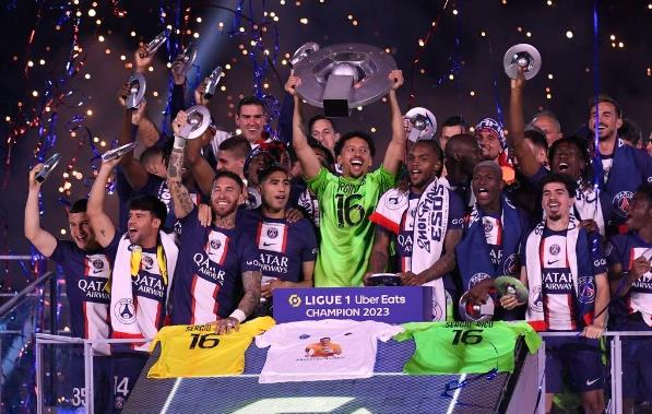 法甲大结局:巴黎1分优势夺冠 梅西助攻王 姆巴佩金靴 法甲大结局:巴黎1分优势夺冠 梅西助攻王 姆巴佩金靴