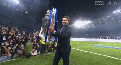 1686430924872645.gif 2.gif