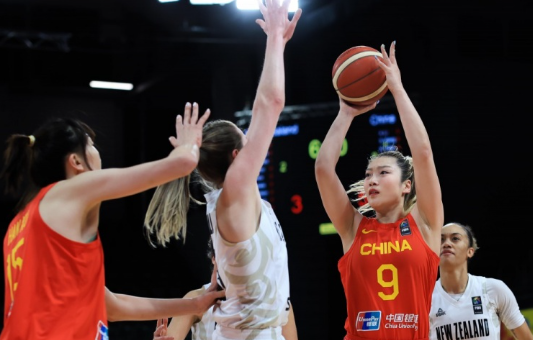 女篮亚洲杯:韩旭17+13李梦单节10分 中国88-46力克新西兰获2连胜 女篮亚洲杯:韩旭17+13李梦单节10分 中国88-46力克新西兰获2连胜