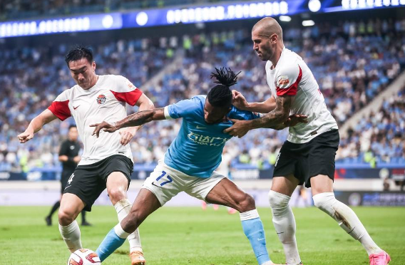 中超-林良铭第95分钟绝平救主 大连人1-1海牛13轮不胜 中超-林良铭第95分钟绝平救主 大连人1-1海牛13轮不胜