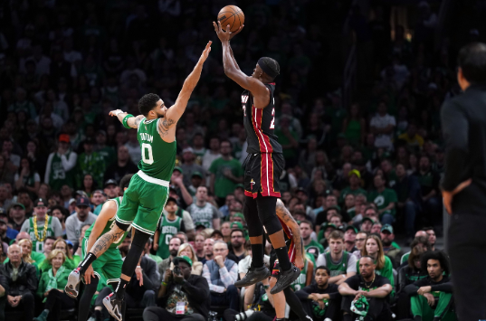 夏联-热火99-88力克凯尔特人 奥兰多-罗宾逊36+11 沃尔什18+5 夏联-热火99-88力克凯尔特人 奥兰多-罗宾逊36+11 沃尔什18+5