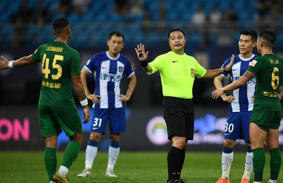中超-贝里奇破门穆谢奎莱昂纳多建功 浙江2-1送津门虎首败 中超-贝里奇破门穆谢奎莱昂纳多建功 浙江2-1送津门虎首败