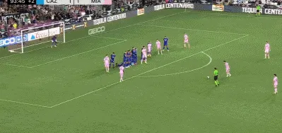 1689992981213627.gif 04.gif