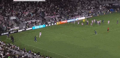 1691036247233579.gif 02.gif