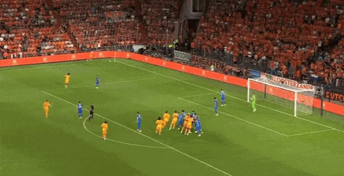 1694132744380653.gif 2.gif