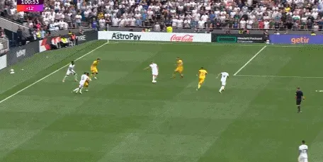 1694884423256491.gif 4.gif